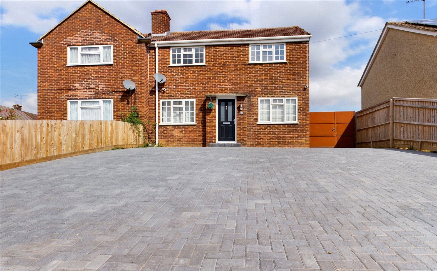 Tilehurst, Reading, Berkshire
