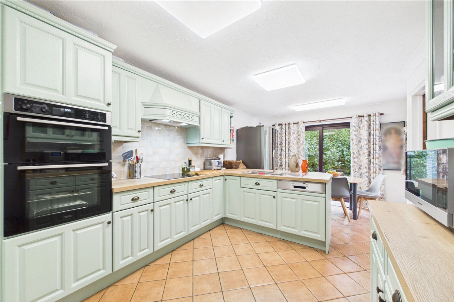 Tilehurst, Reading, Berkshire