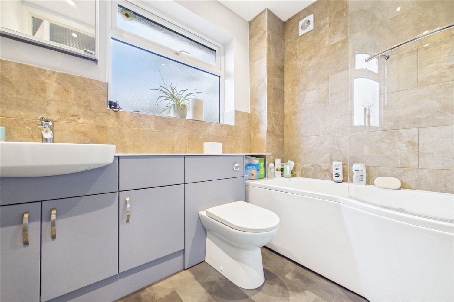 Purley on Thames, Reading, Berkshire