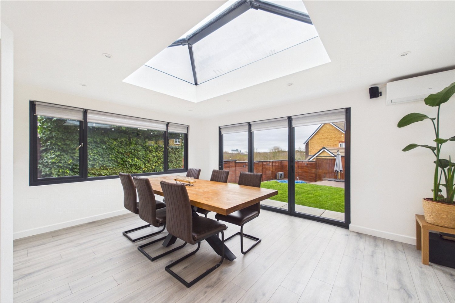 Calcot, Reading, Berkshire