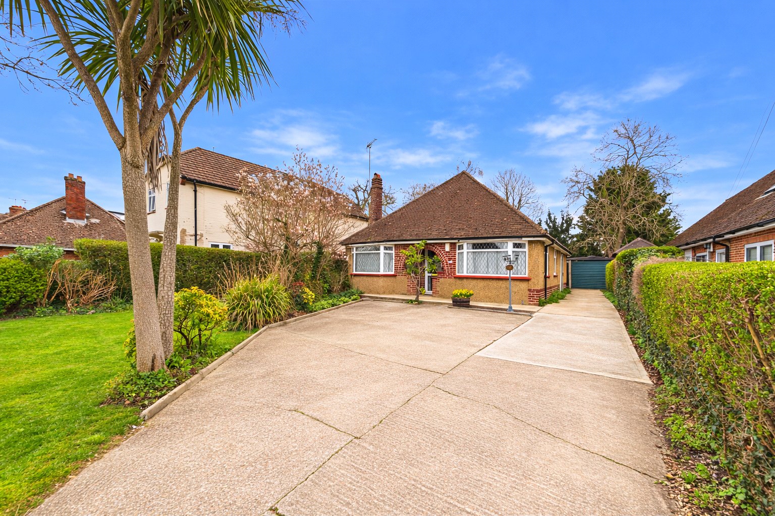 3 bedroom Bungalow for sale in Tilehurst, Reading, Berkshire