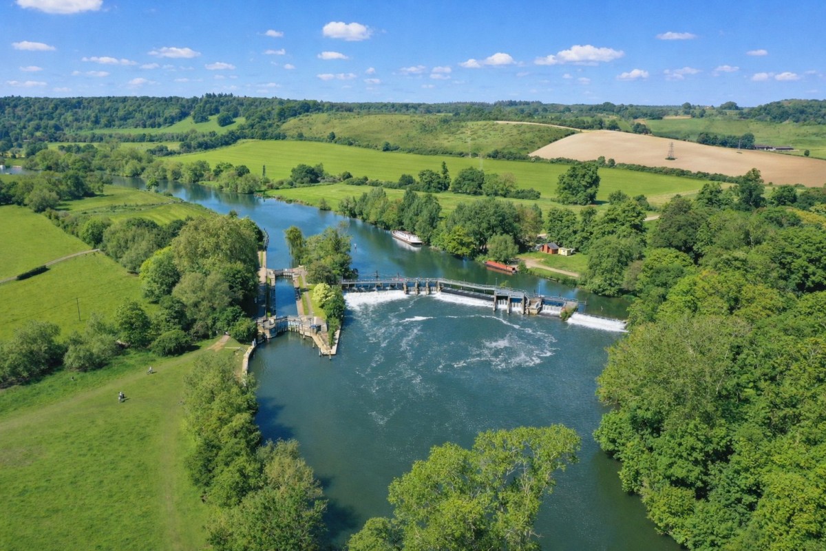 Purley on Thames, Reading, Berkshire