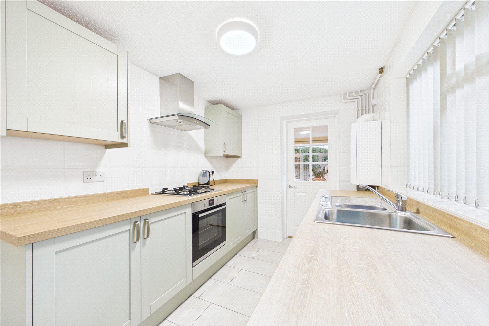 3 bedroom Bungalow for sale in Purley on Thames, Reading, Berkshire