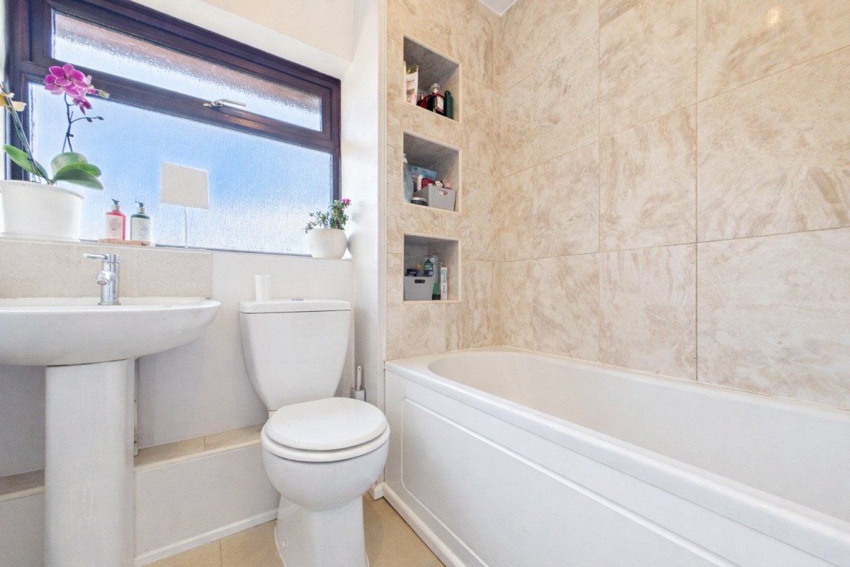 Calcot, Reading, Berkshire