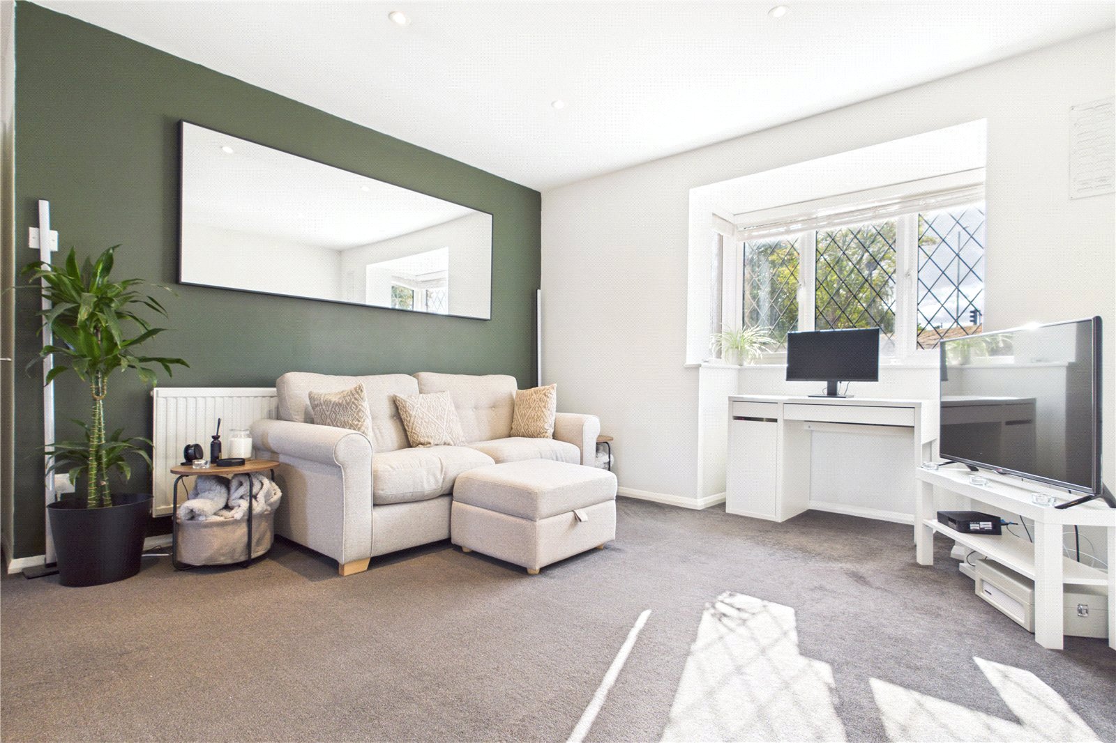 1 bedroom Flat for sale in Calcot, Reading, Berkshire