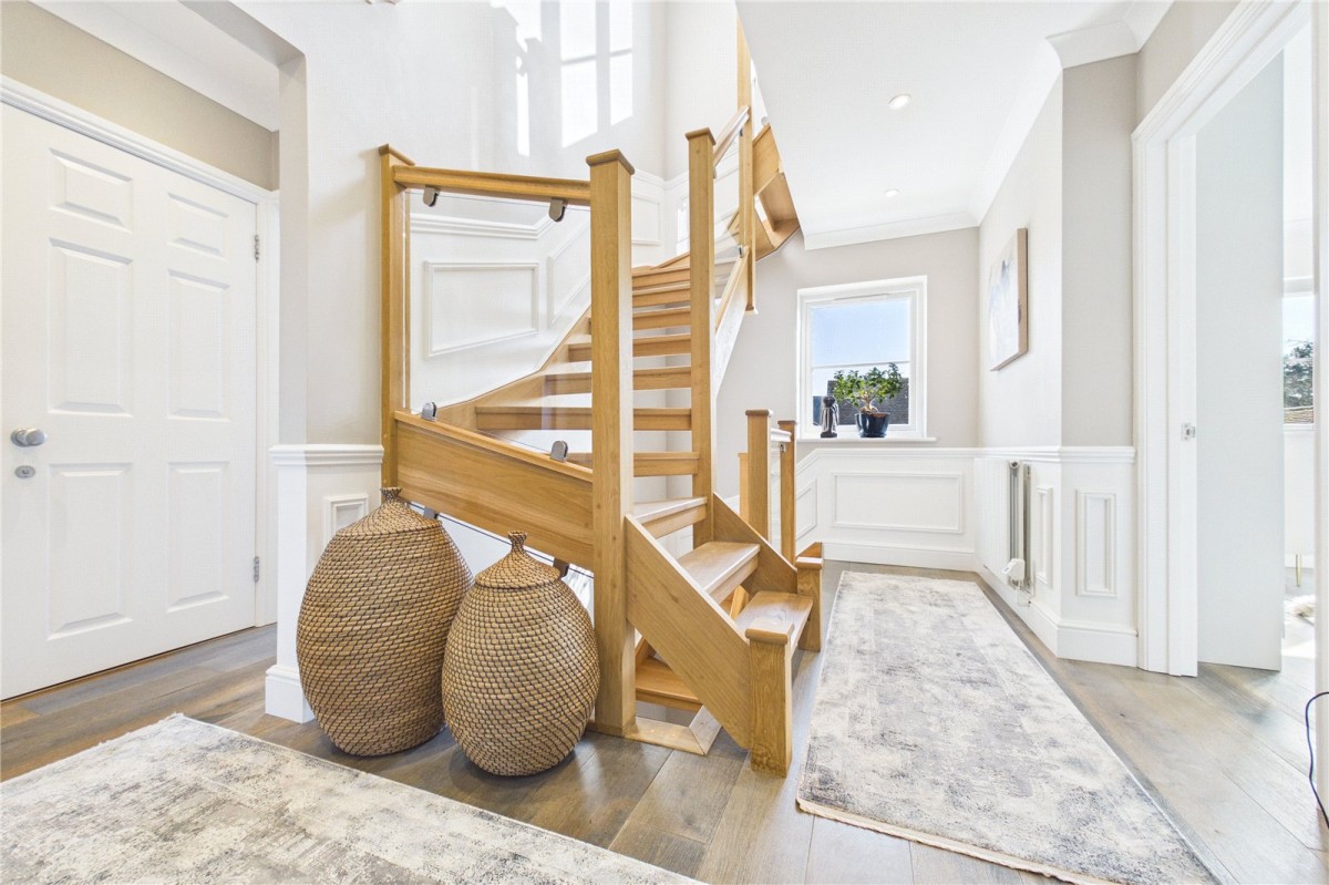 Burghfield Common, Reading, Berkshire