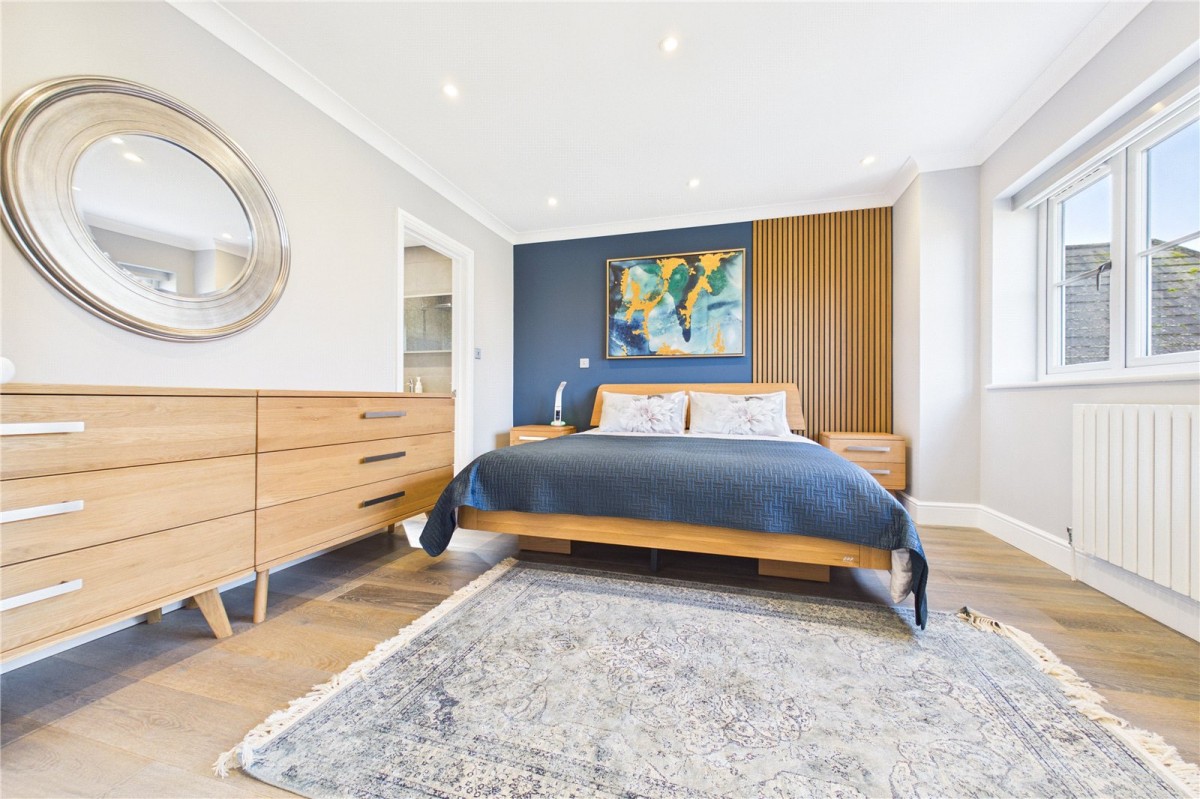 Burghfield Common, Reading, Berkshire