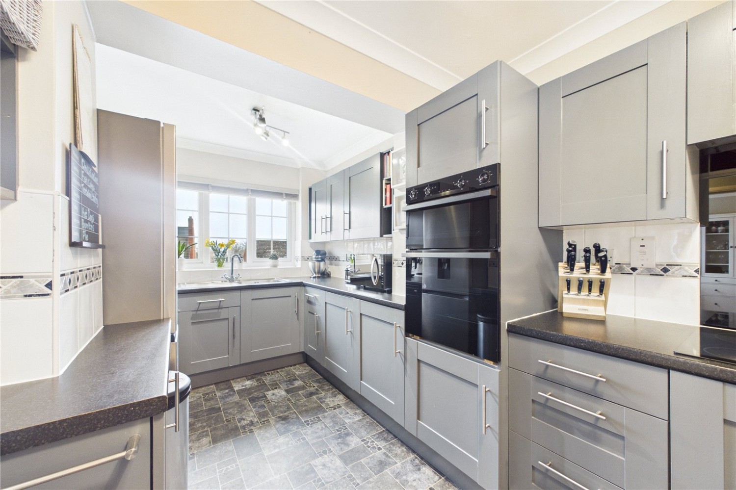 Tilehurst, Reading, Berkshire