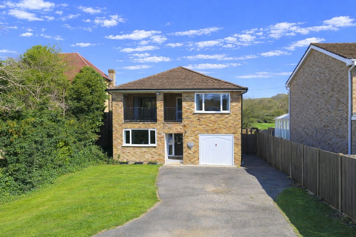 Purley on Thames, Reading, Berkshire