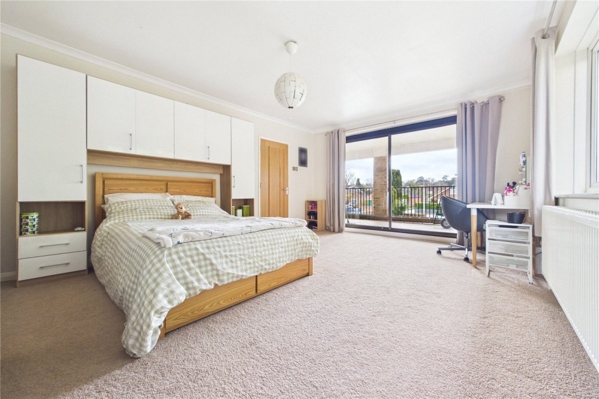 Purley on Thames, Reading, Berkshire