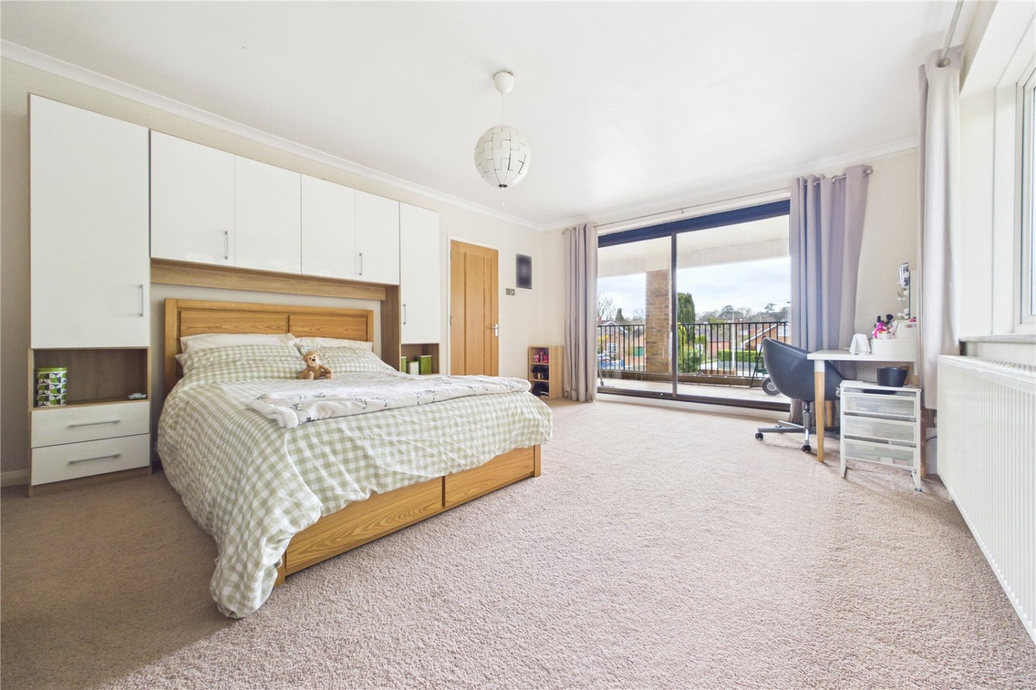 Purley on Thames, Reading, Berkshire