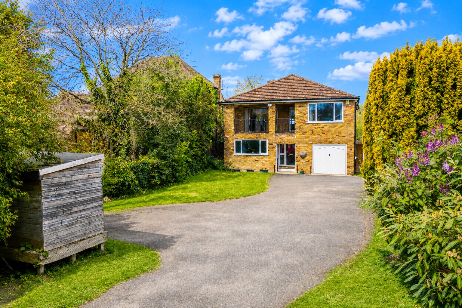 4 bedroom House for sale in Purley on Thames, Reading, Berkshire