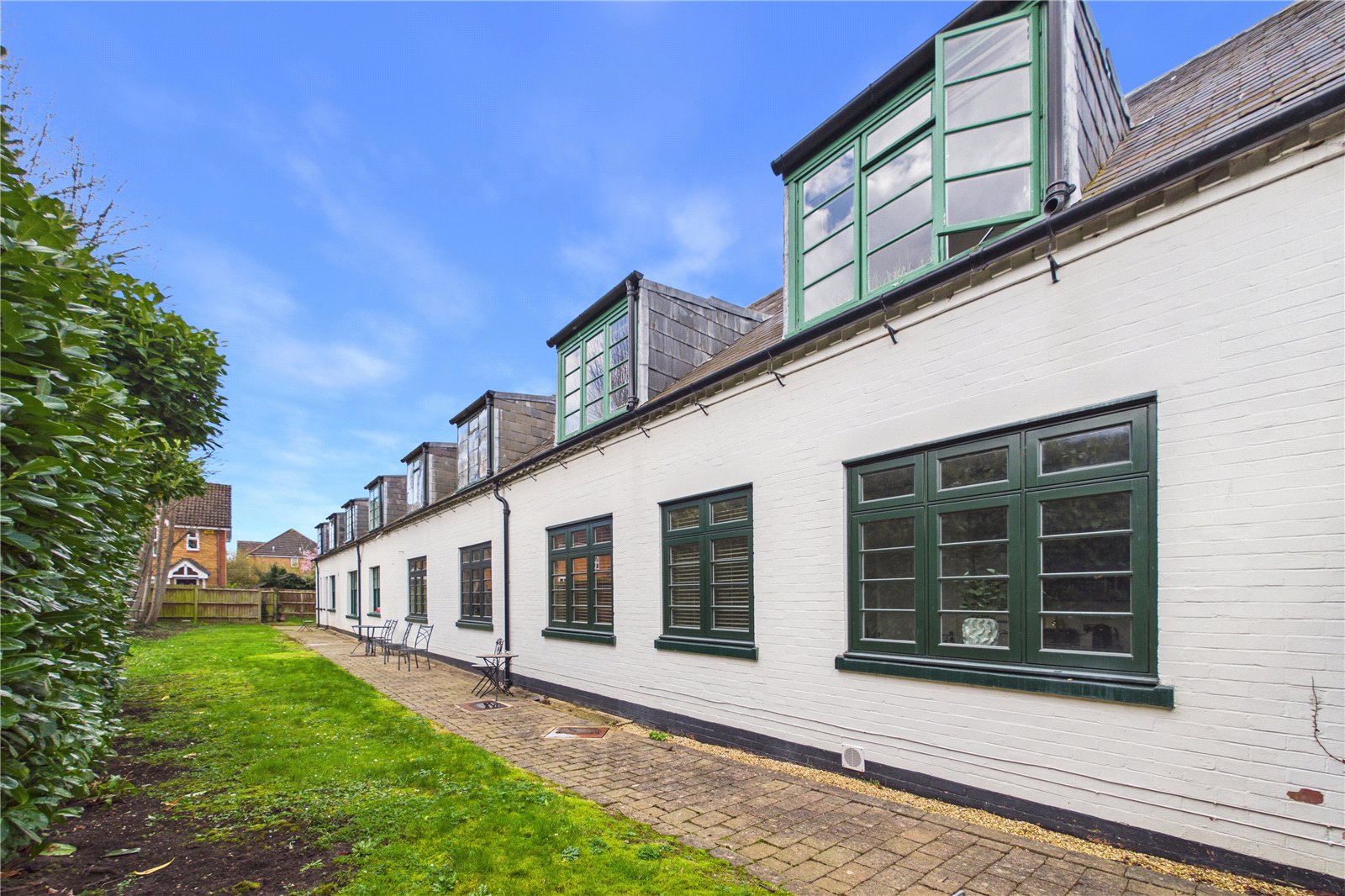 1 bedroom Flat for sale in Purley on Thames, Reading, Berkshire