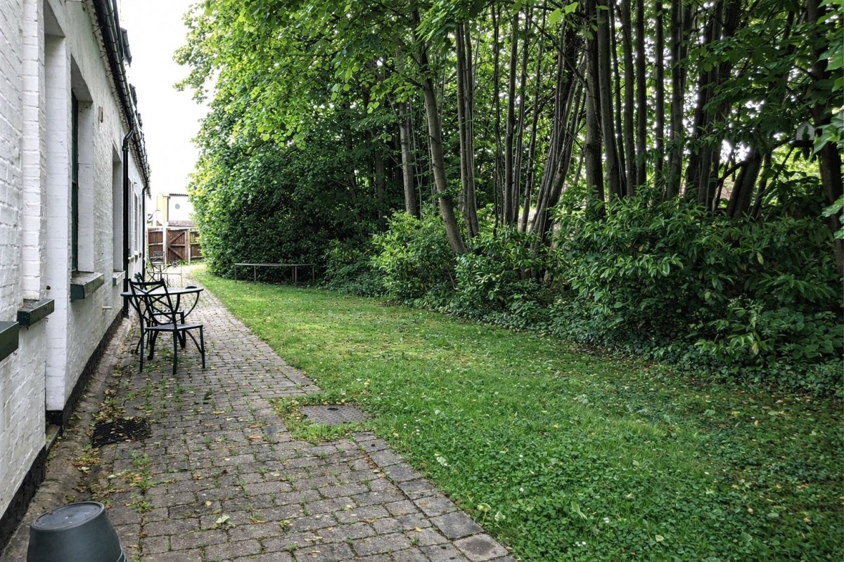 Purley on Thames, Reading, Berkshire