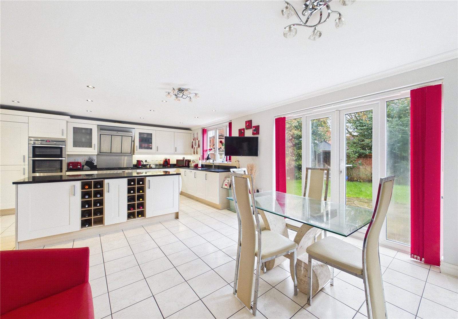 5 bedroom House for sale in Tilehurst, Reading, Berkshire