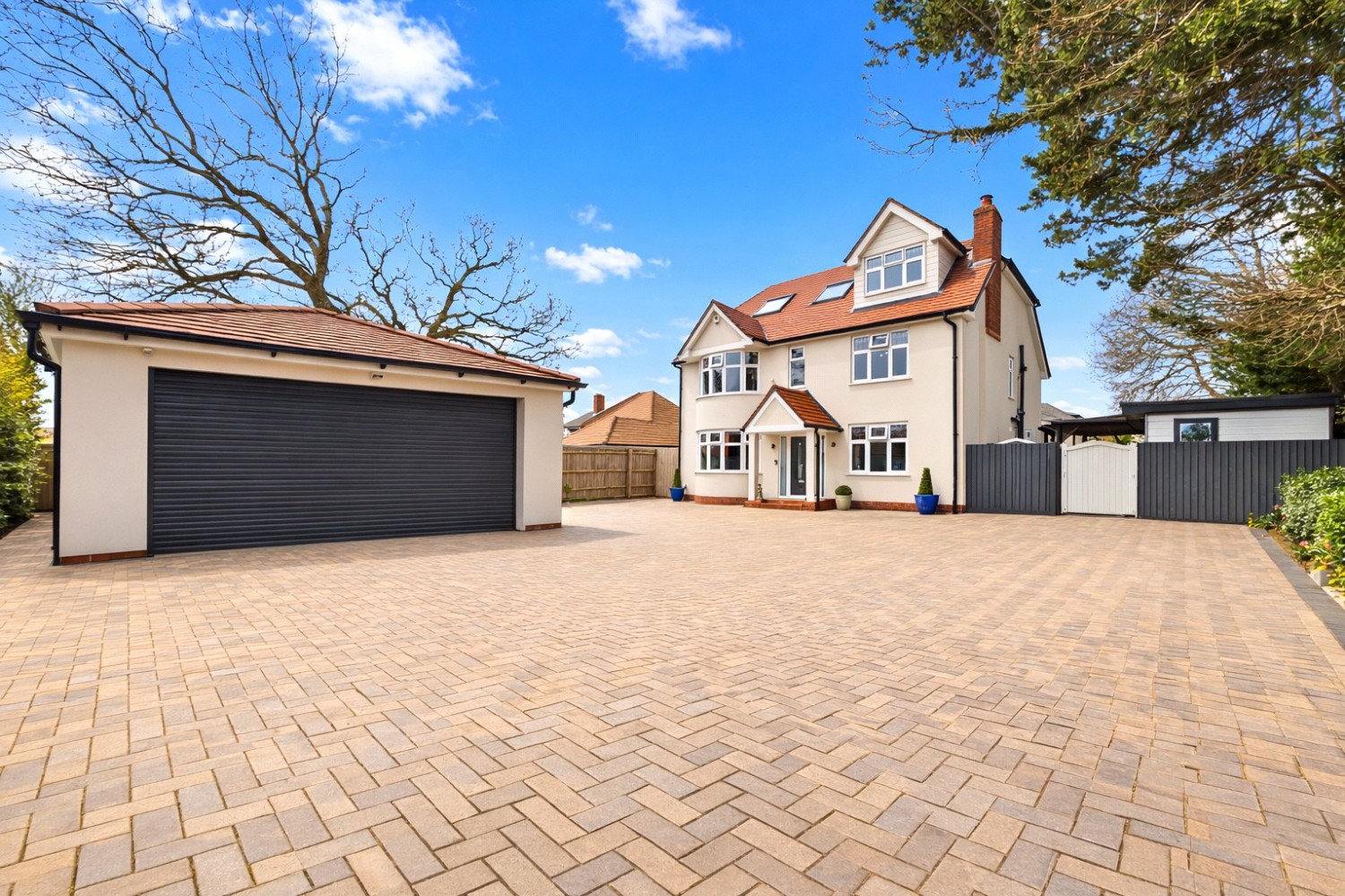 Tilehurst, Reading, Berkshire
