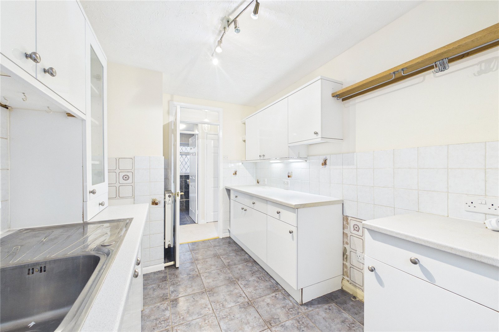 3 bedroom Bungalow for sale in Calcot, Reading, Berkshire