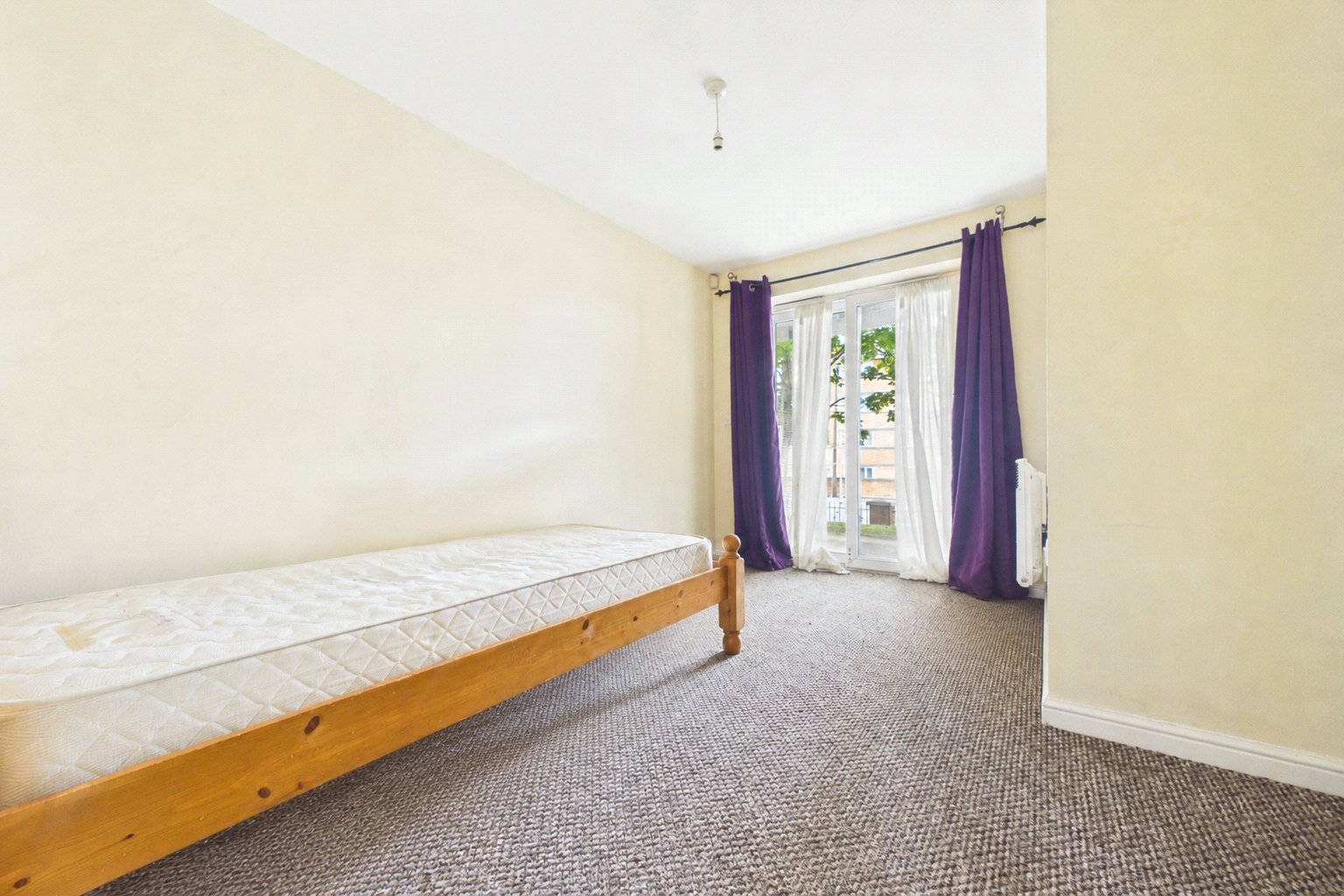 2 bedroom Flat for sale in Reading, Berkshire