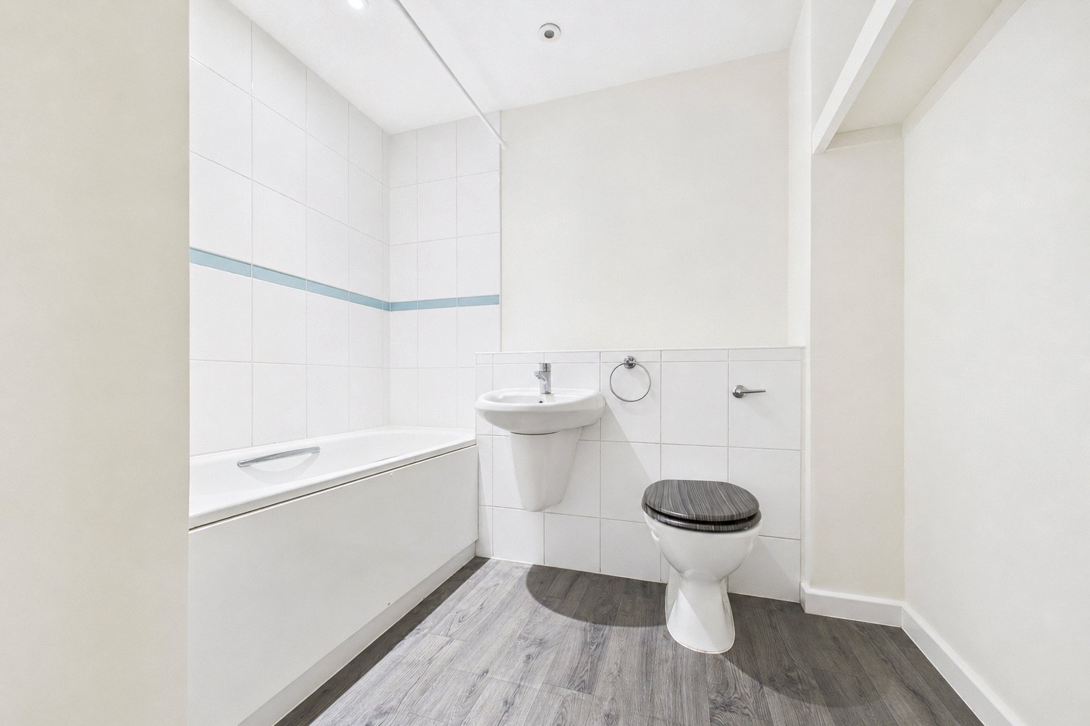 2 bedroom Flat for sale in Reading, Berkshire