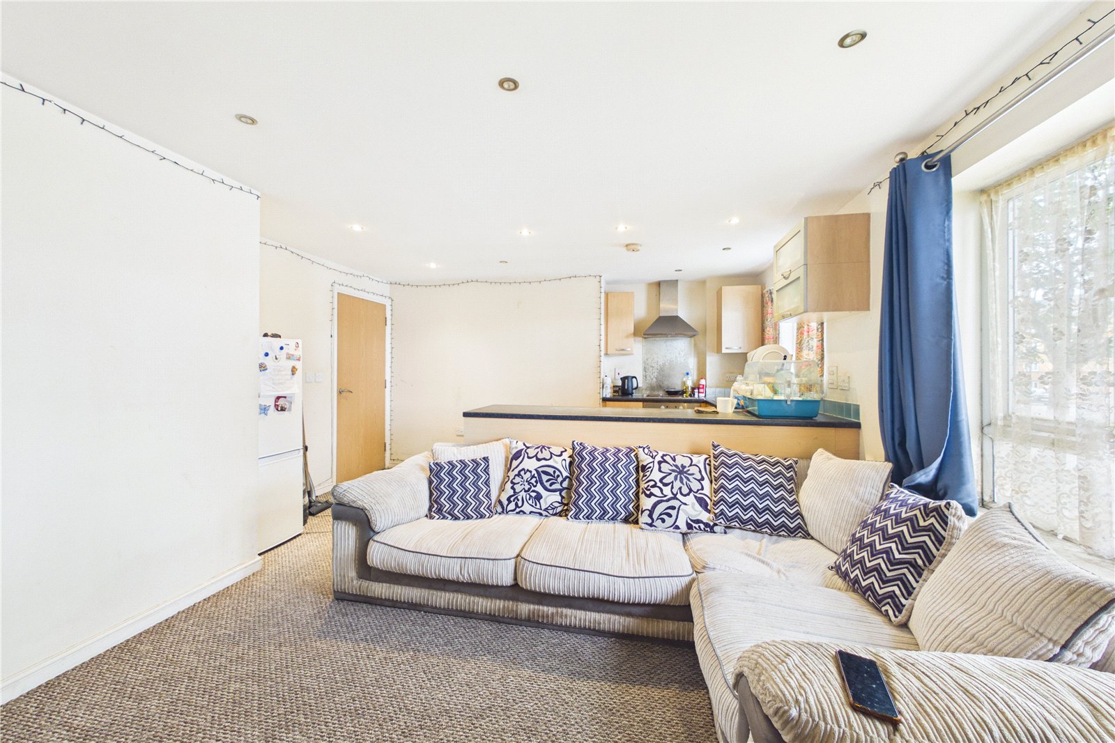 2 bedroom Flat for sale in Reading, Berkshire