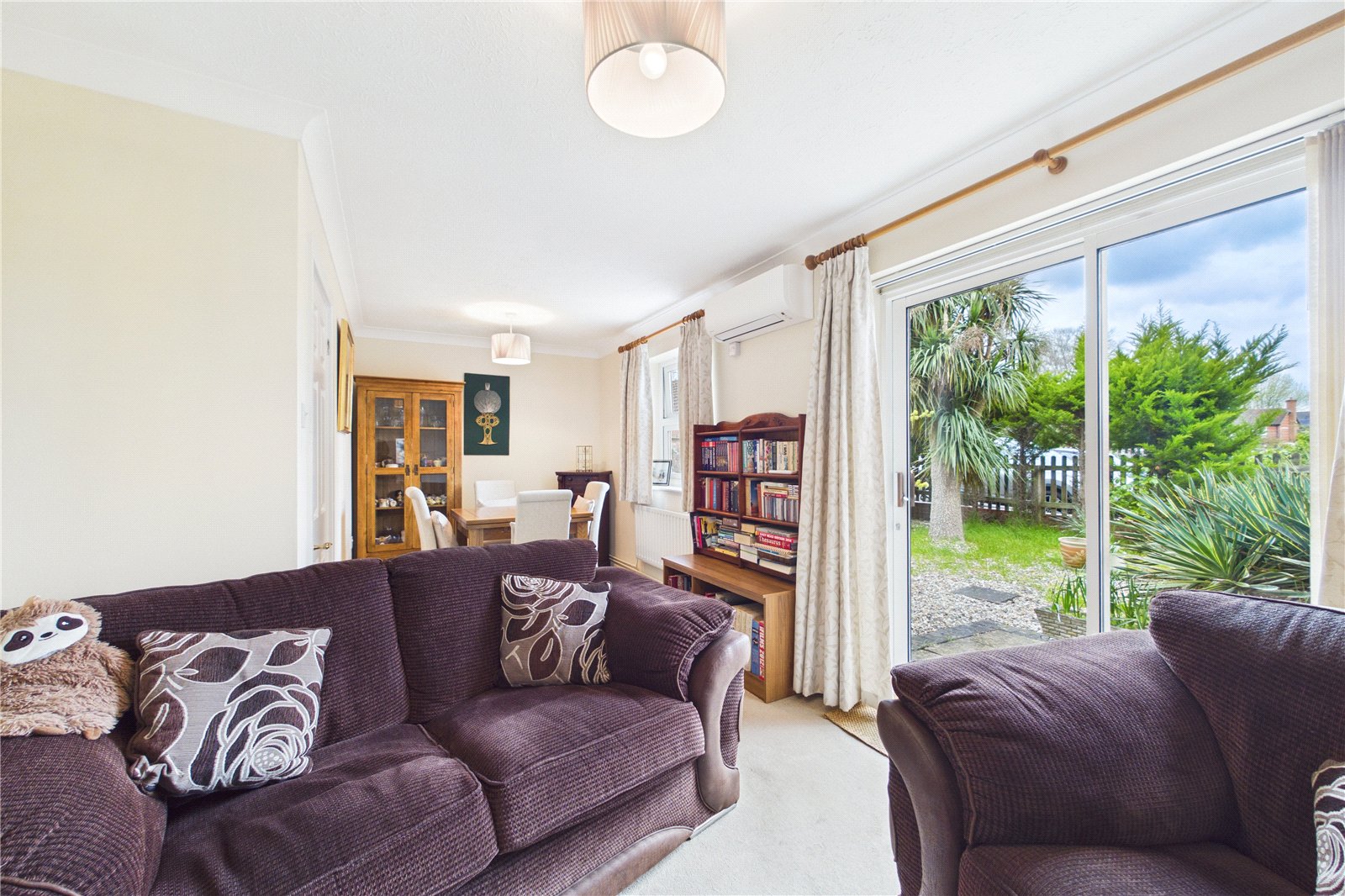 2 bedroom House for sale in Bowling Green Lane, Purley on Thames, Reading