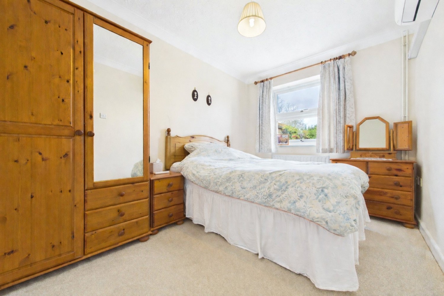 Bowling Green Lane, Purley on Thames, Reading