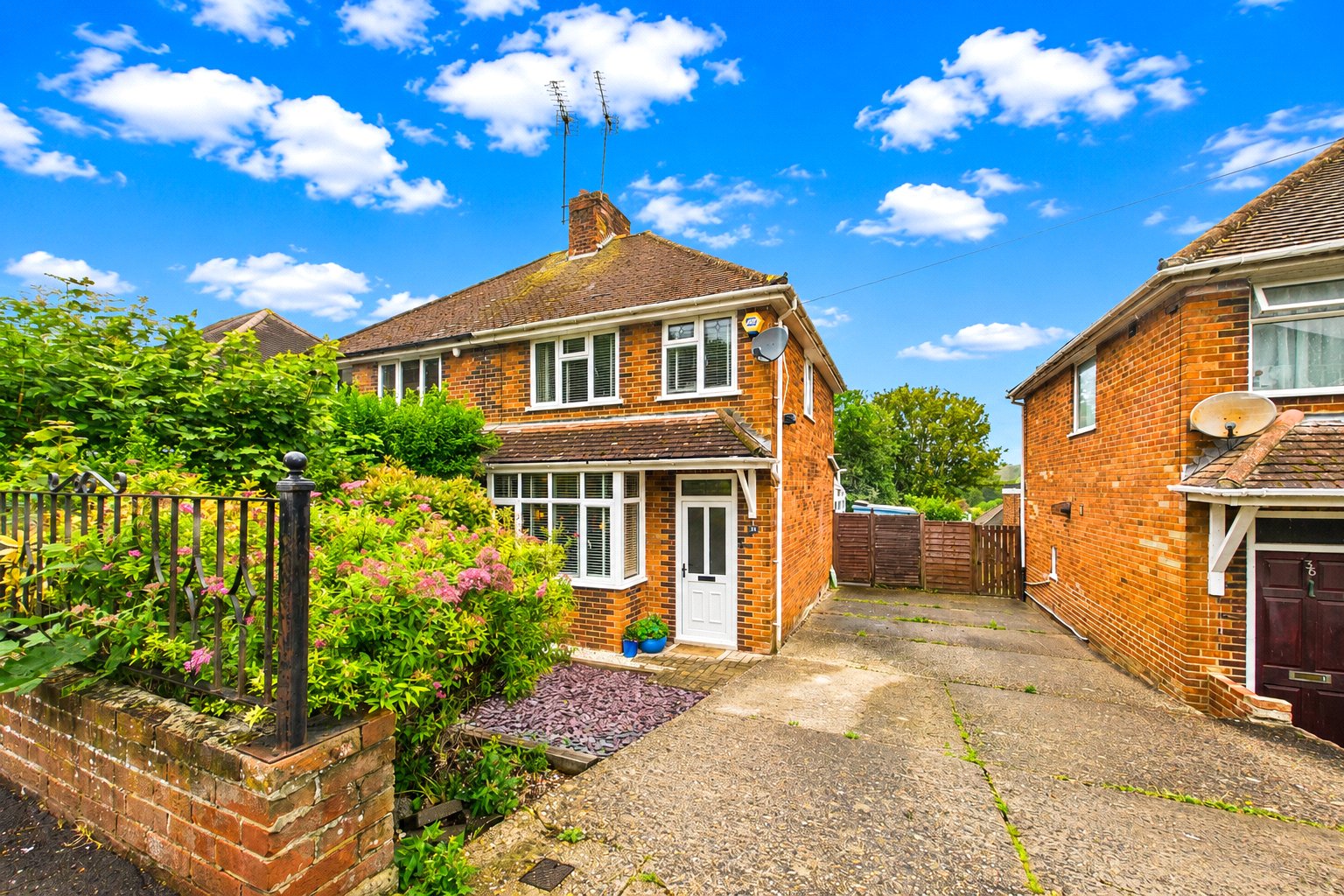 3 bedroom House for sale in Tilehurst, Reading, Berkshire
