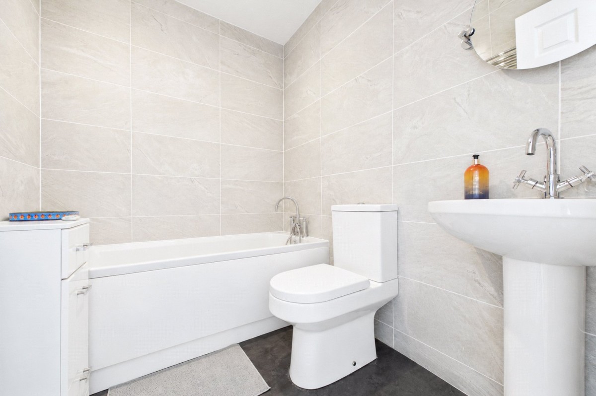 Calcot, Reading, Berkshire