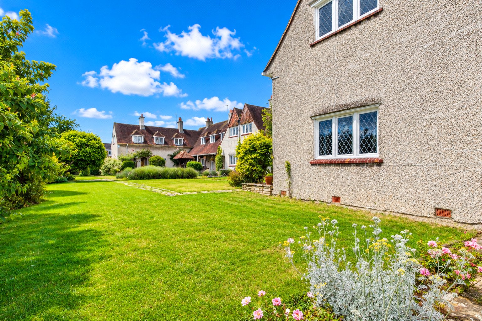 2 bedroom House for sale in Tilehurst, Reading, Berkshire