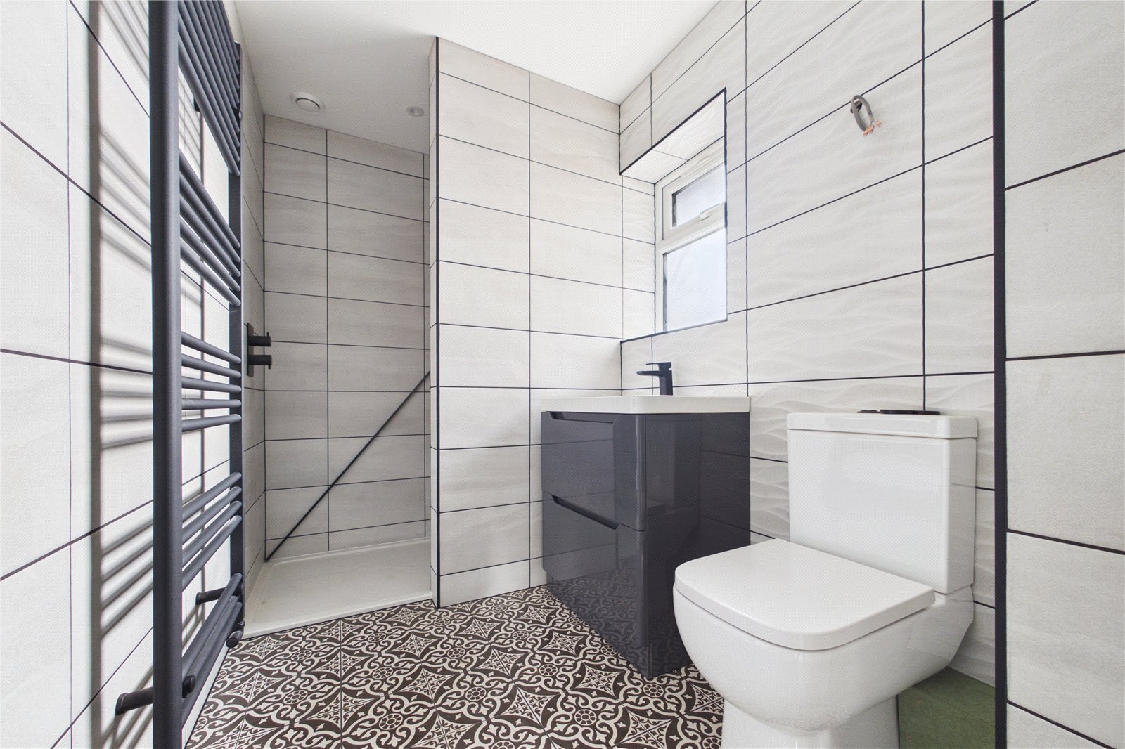 4 bedroom House for sale in Tilehurst, Reading, Berkshire