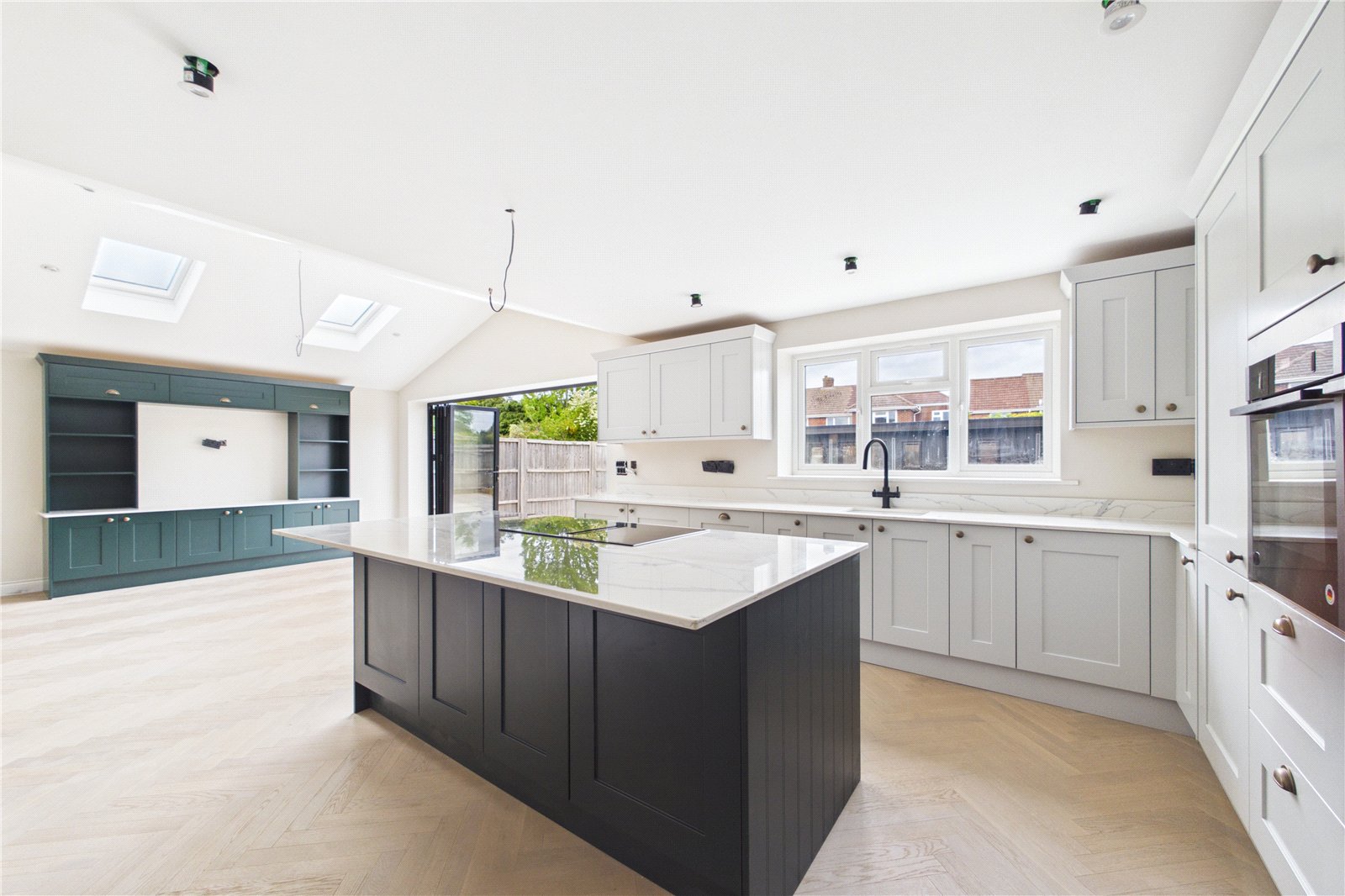 4 bedroom House for sale in Tilehurst, Reading, Berkshire