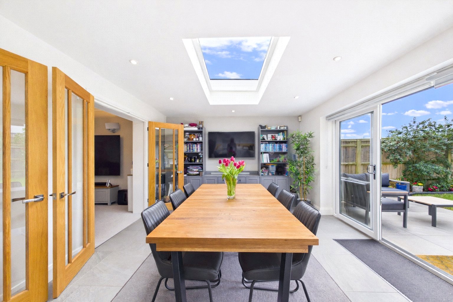 5 bedroom House for sale in Tilehurst, Reading, Berkshire