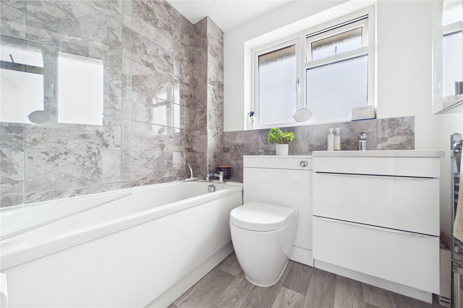 3 bedroom House for sale in Calcot, Reading, Berkshire