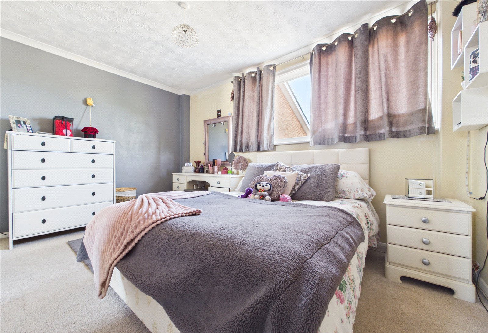 2 bedroom House for sale in Tilehurst, Reading, Berkshire