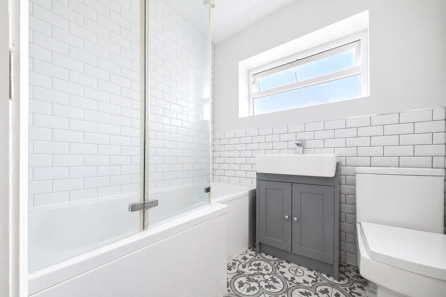 3 bedroom House for sale in Purley on Thames, Reading, Berkshire
