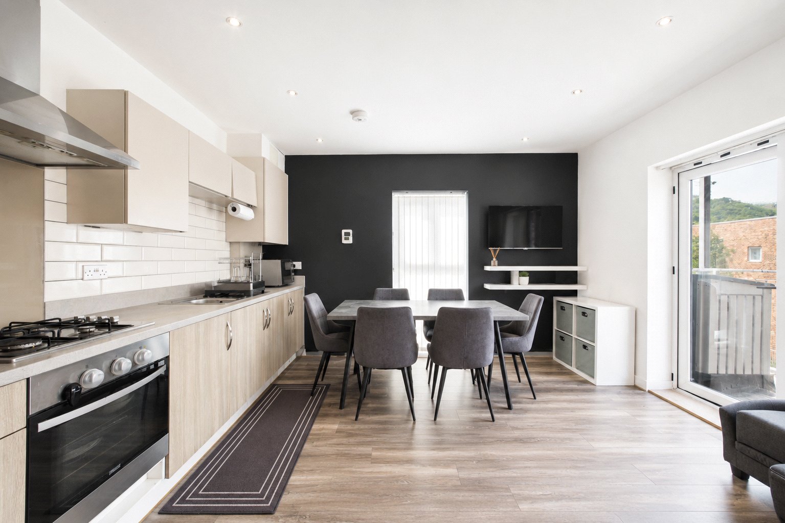 2 bedroom Flat for sale in Tilehurst, Reading, Berkshire