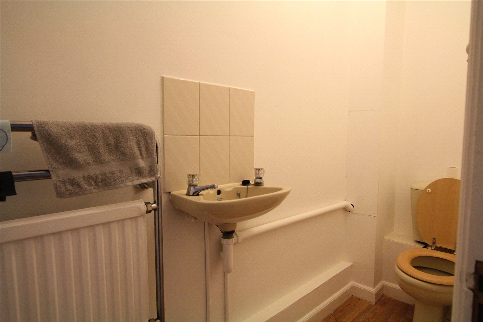 2 bedroom Flat to let in Polehampton Close, Twyford, Berkshire