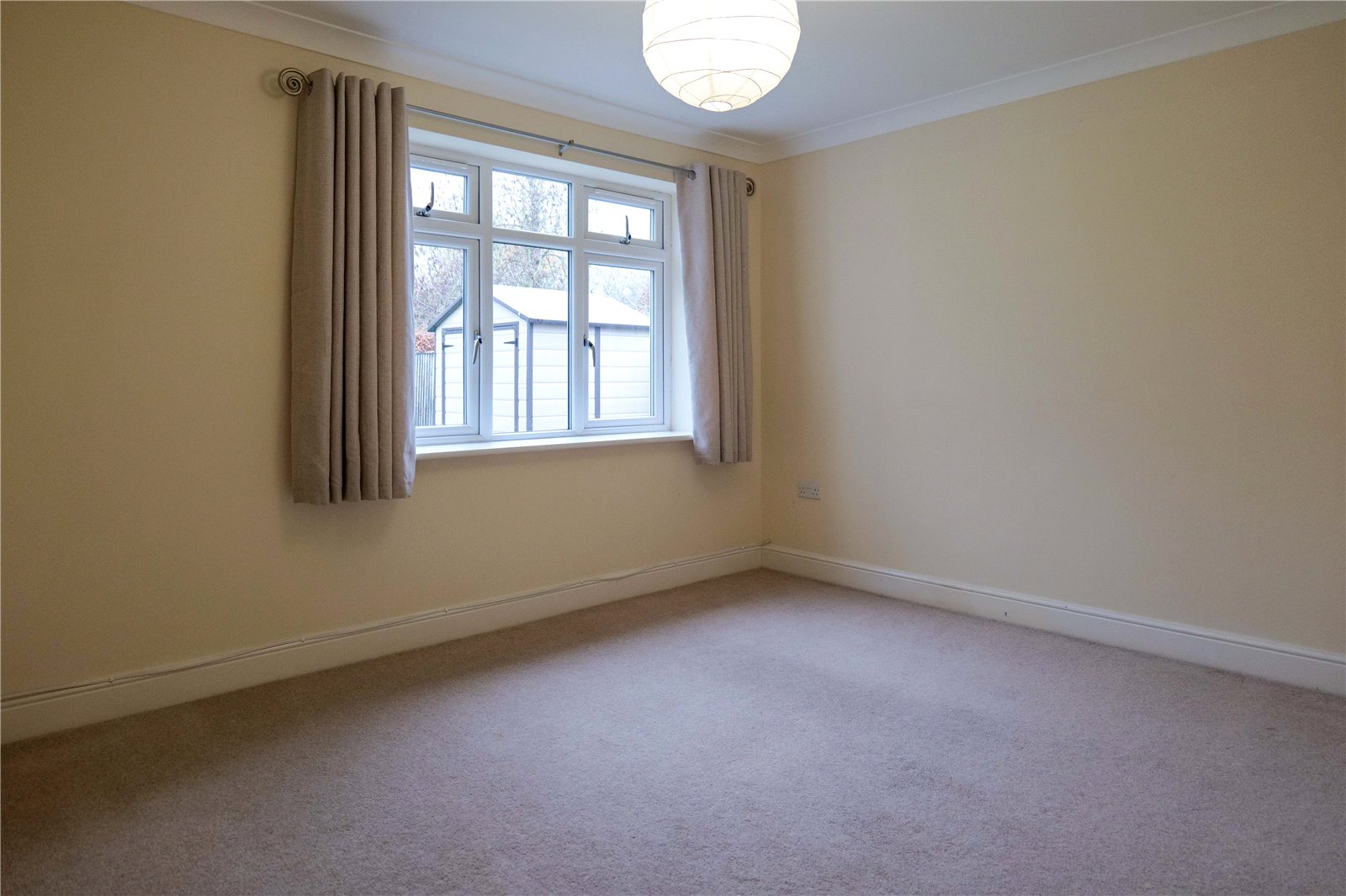 4 bedroom House to let in Twyford, Berkshire