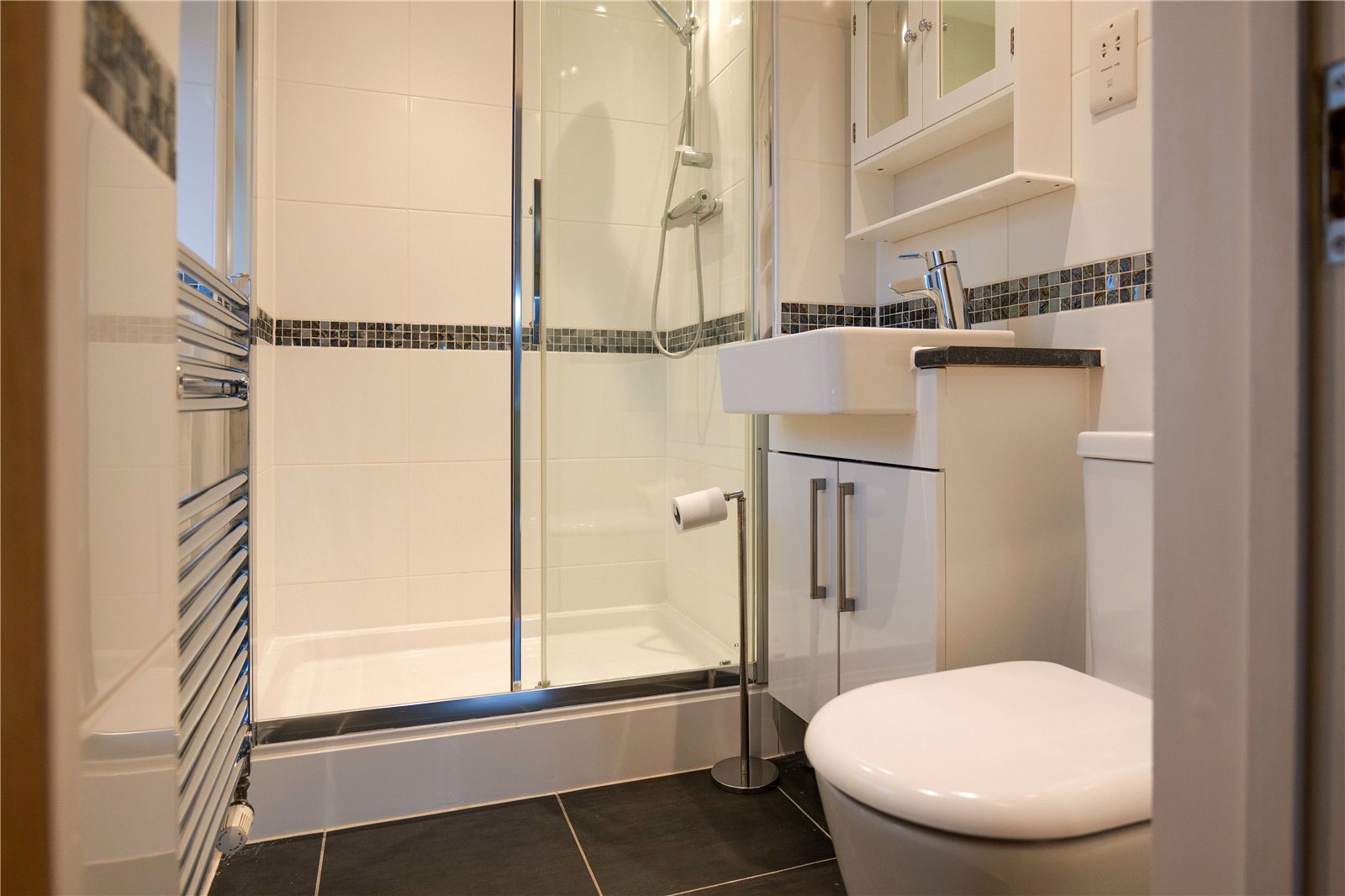 4 bedroom House to let in Twyford, Berkshire
