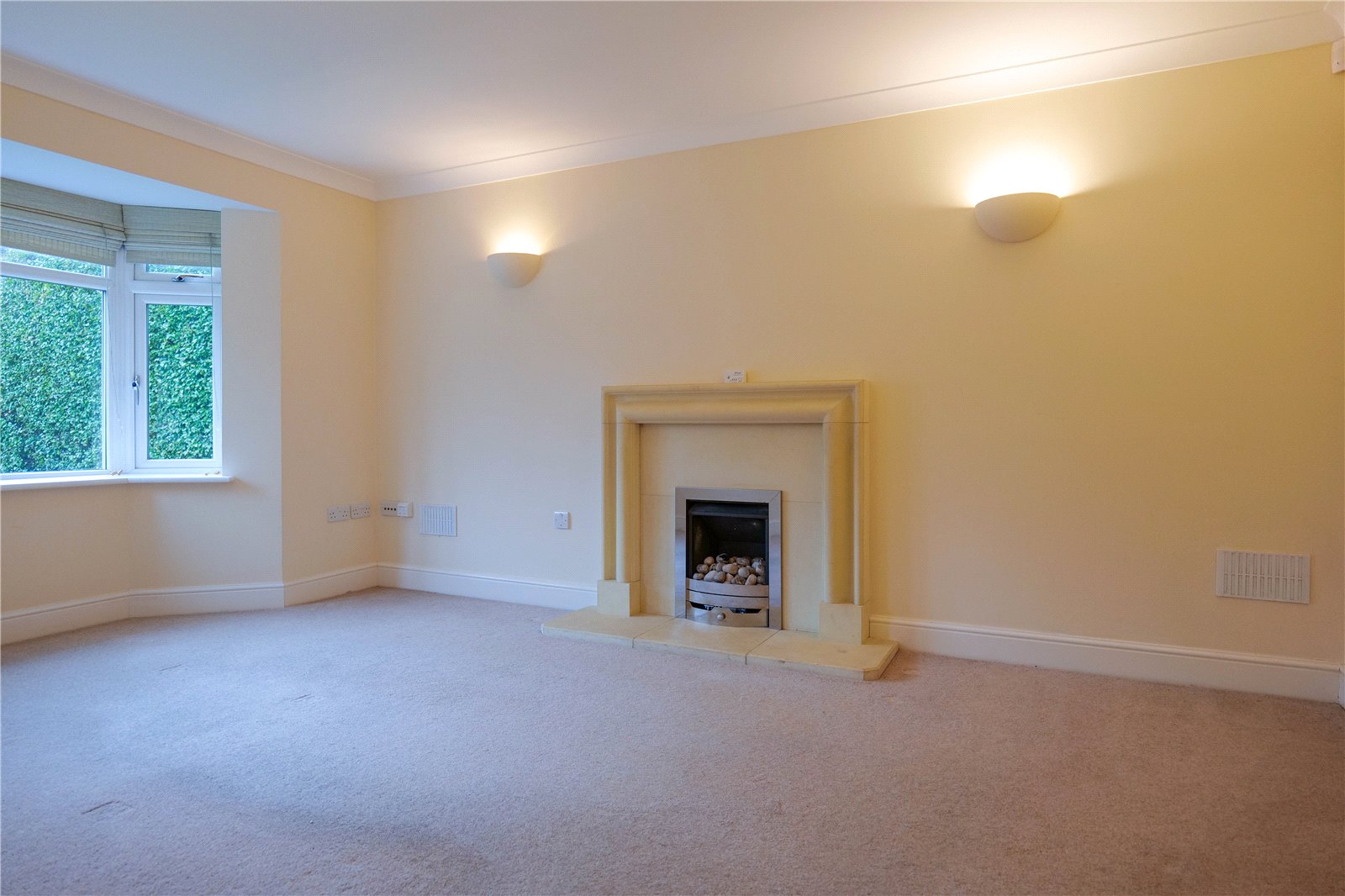 4 bedroom House to let in Twyford, Berkshire