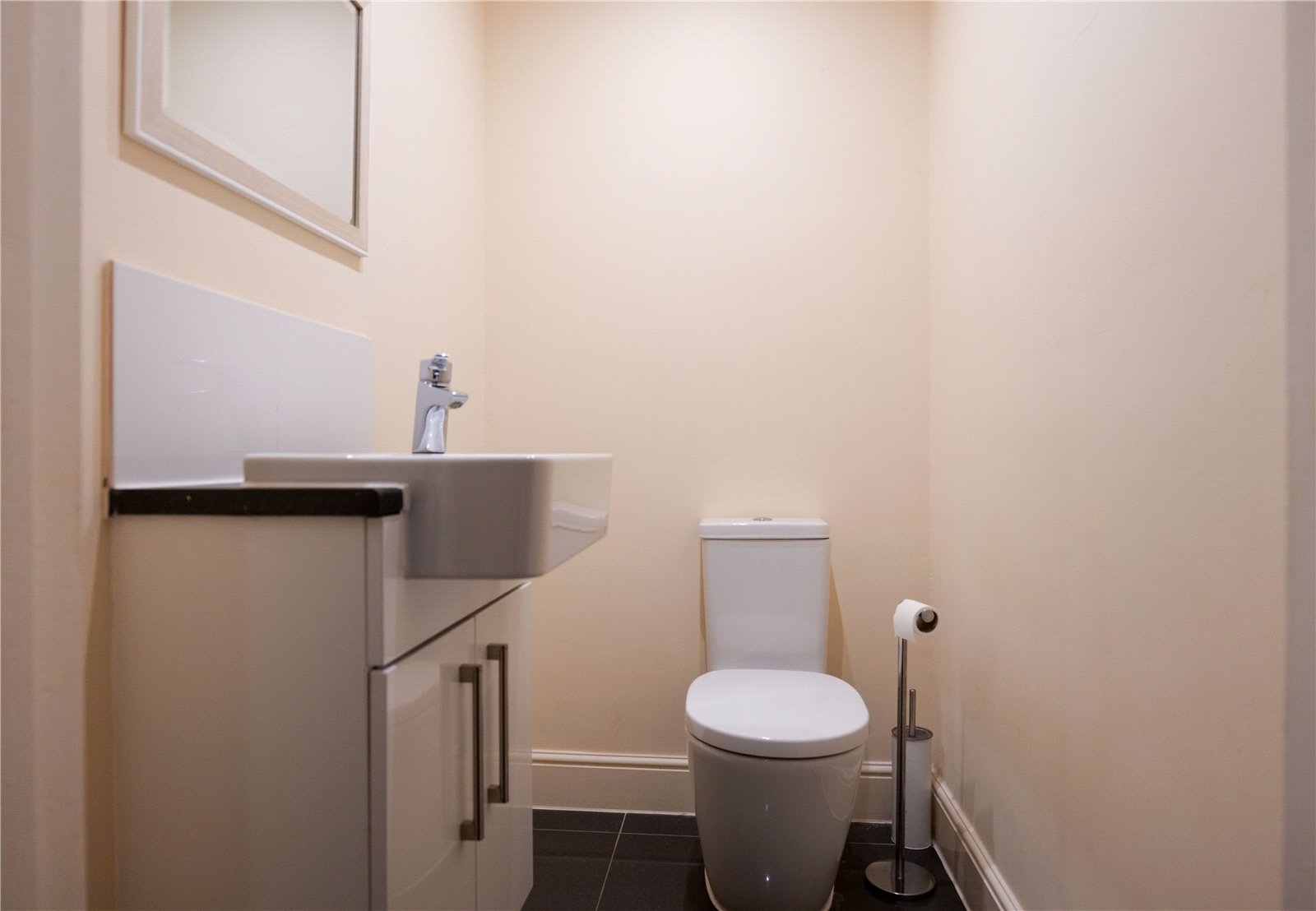 4 bedroom House to let in Twyford, Berkshire