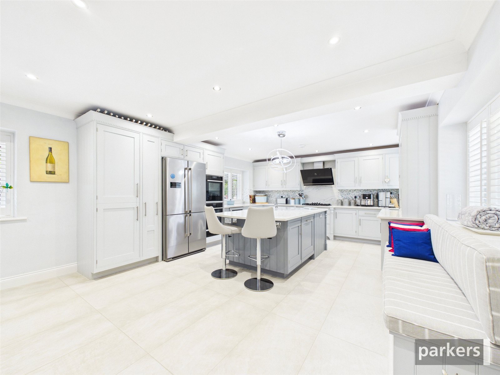 6 bedroom House for sale in Hurst, Reading, Berkshire