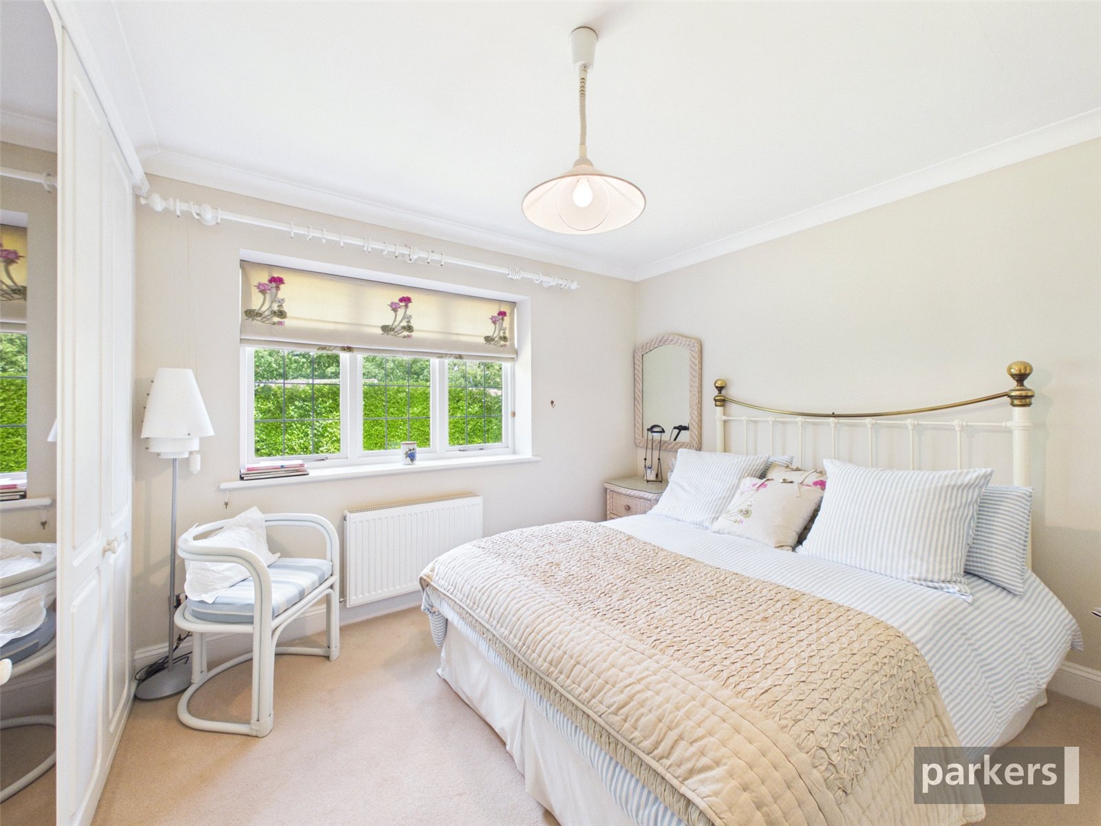 6 bedroom House for sale in Hurst, Reading, Berkshire