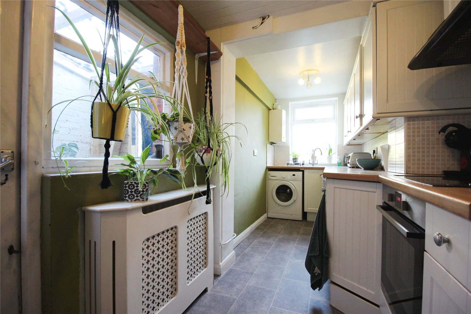 2 bedroom House for sale in Hurst, Reading, Berkshire