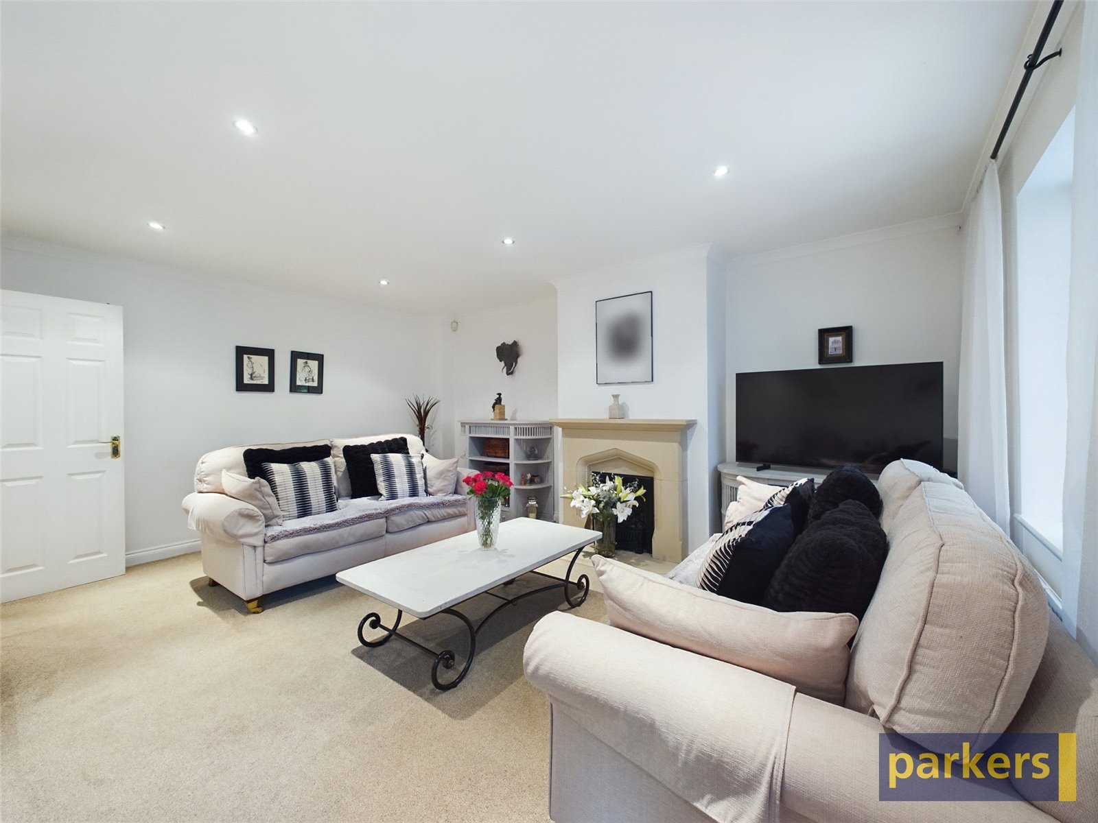 3 bedroom House for sale in Bath Road, Hare Hatch, Reading