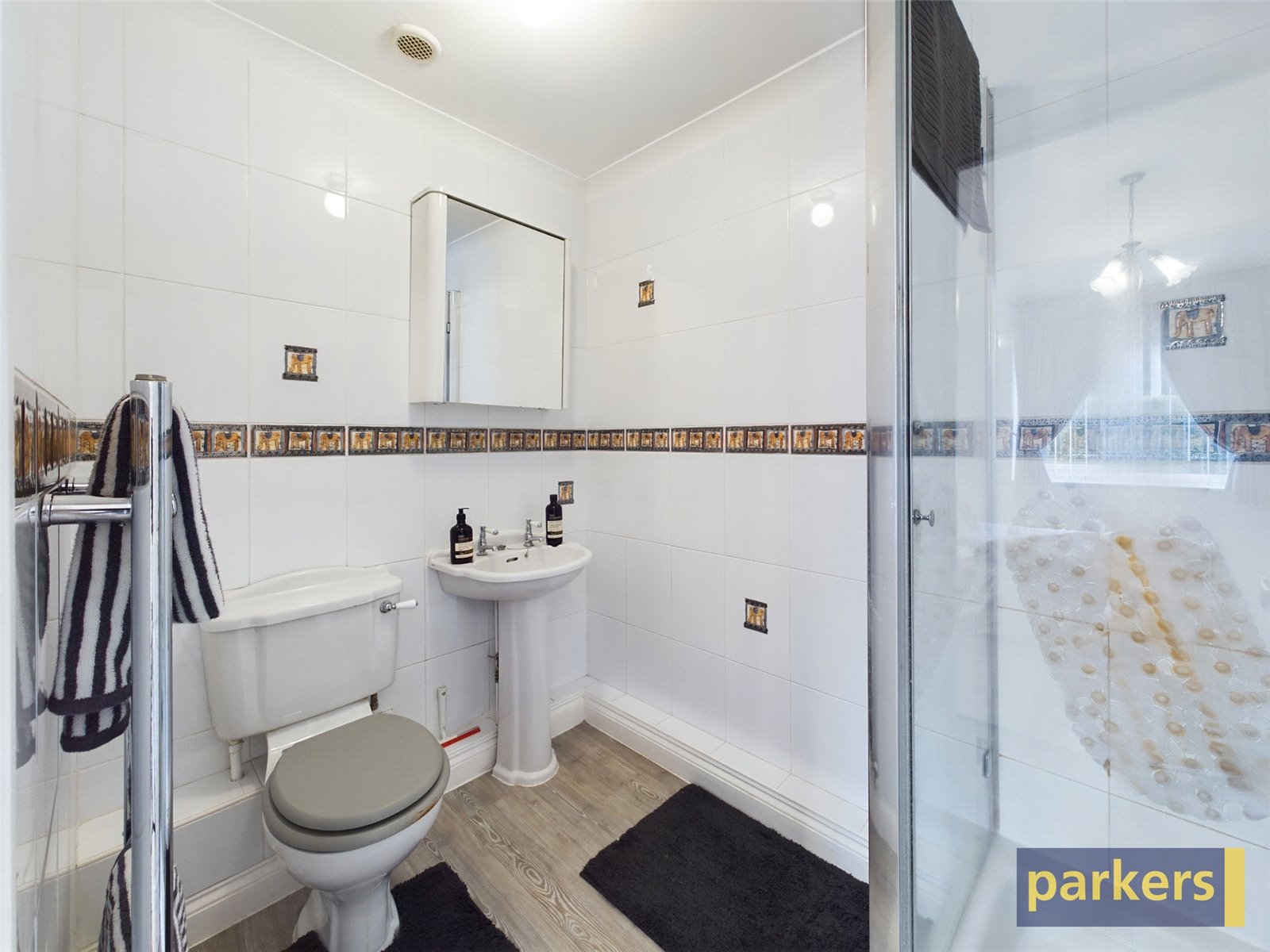 3 bedroom House for sale in Bath Road, Hare Hatch, Reading