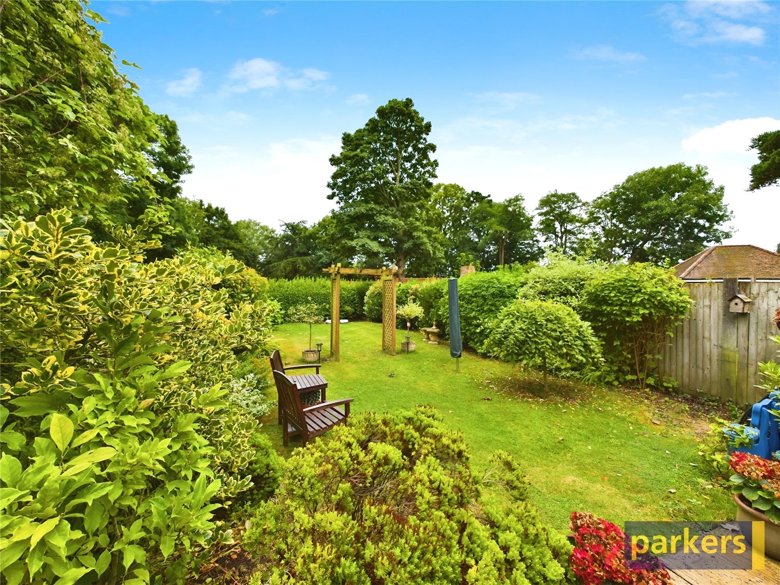 3 bedroom House for sale in Bath Road, Hare Hatch, Reading