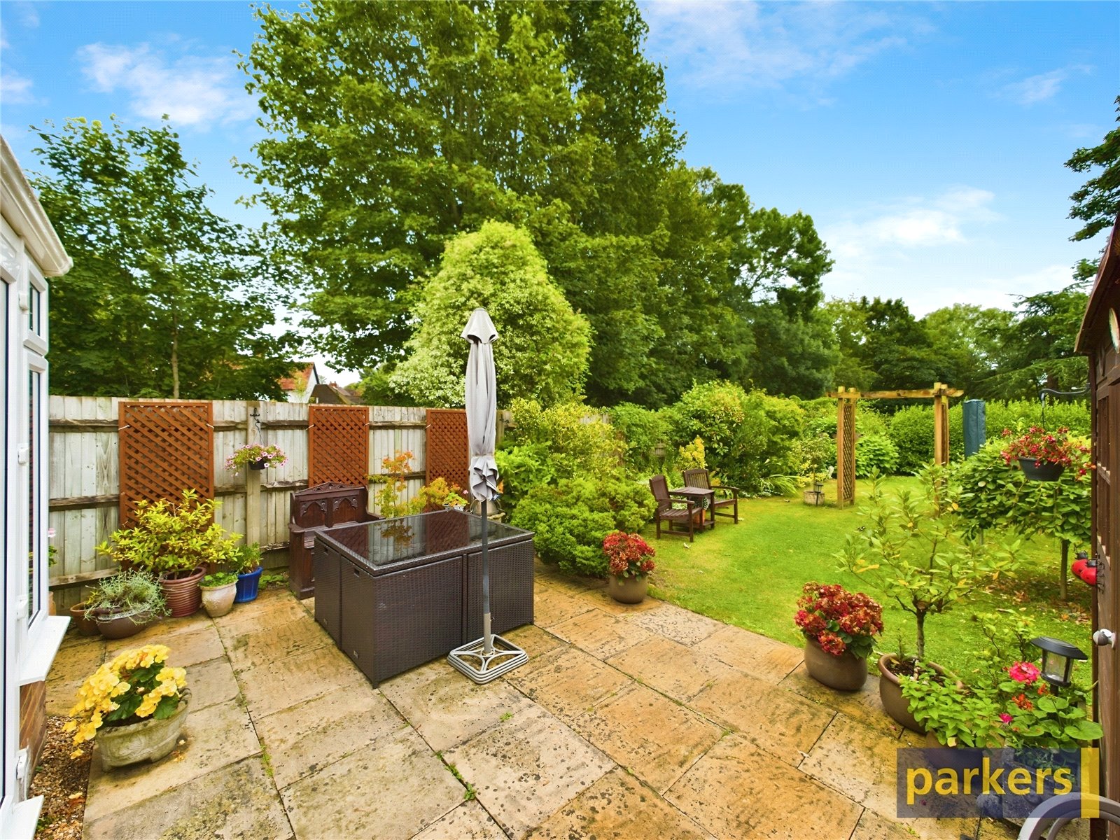 3 bedroom House for sale in Bath Road, Hare Hatch, Reading