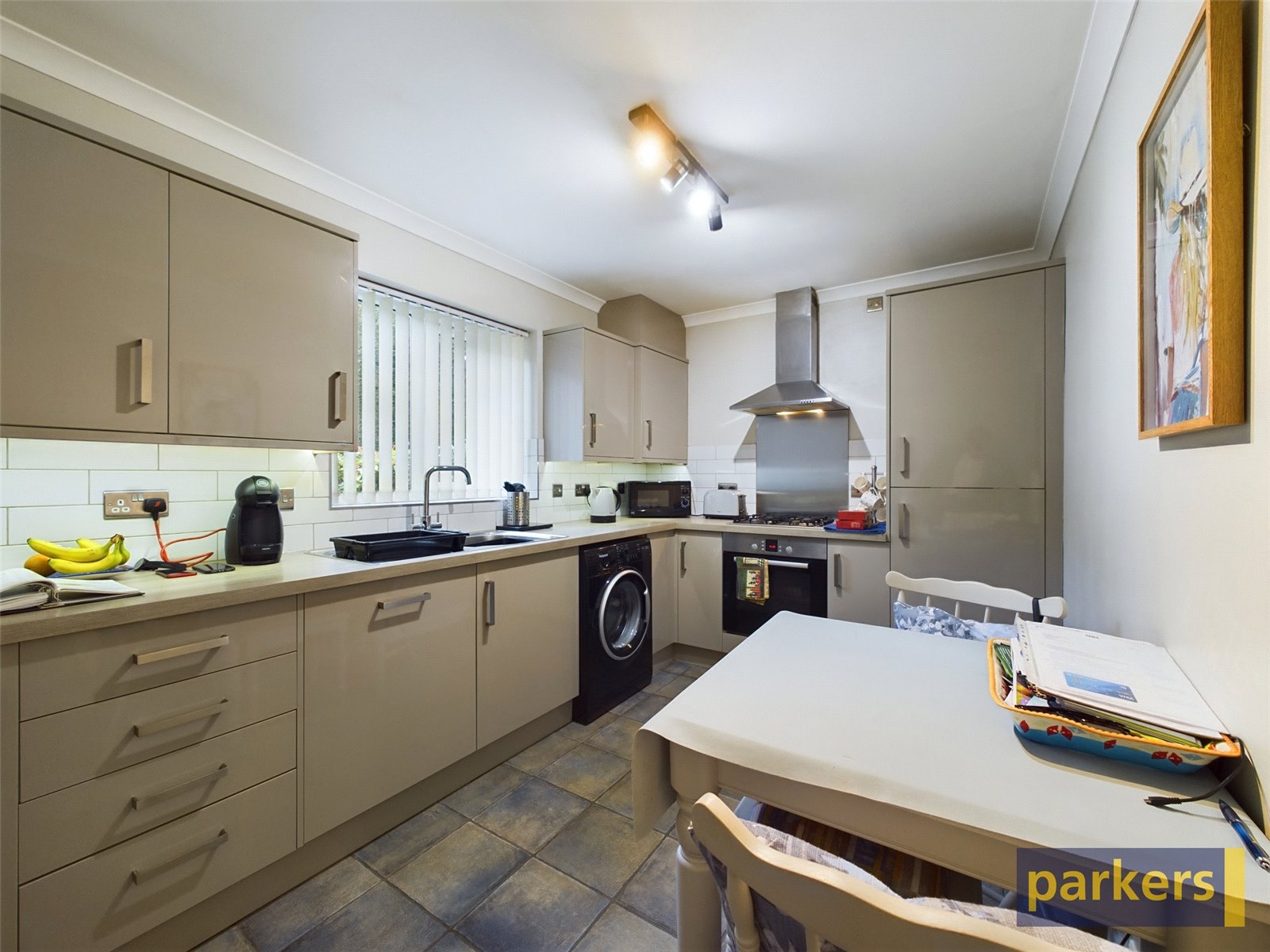 3 bedroom House for sale in Bath Road, Hare Hatch, Reading