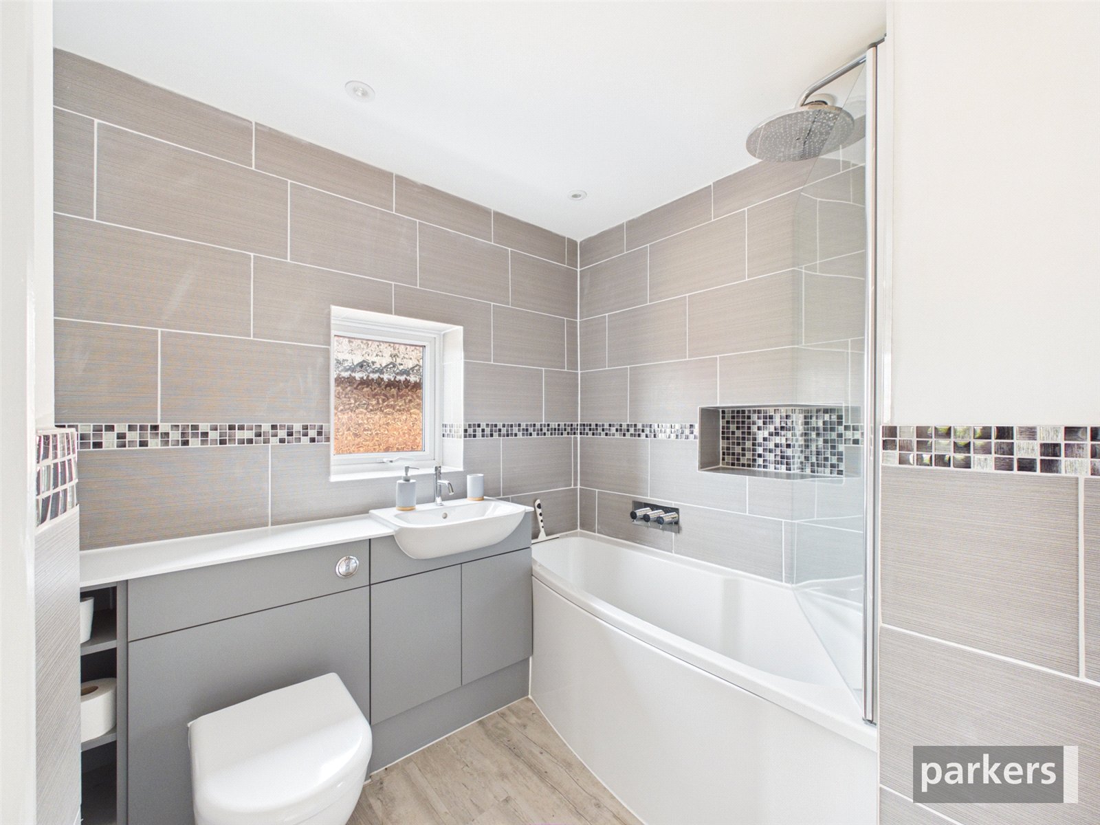 4 bedroom House for sale in Twyford, Reading, Berkshire